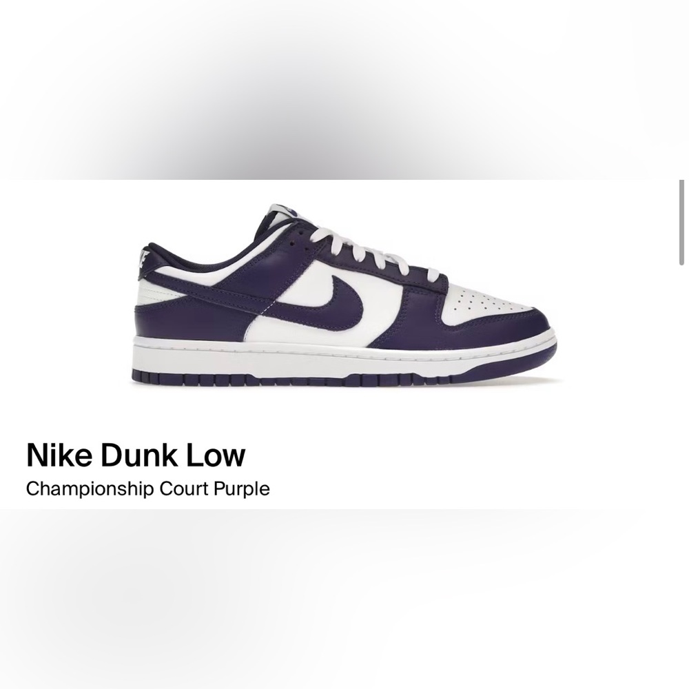 Nike Men's Purple and White Low Sneakers